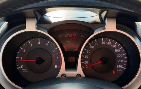 Nissan Juke II, 2011 год, 990 000 рублей, 16 фотография