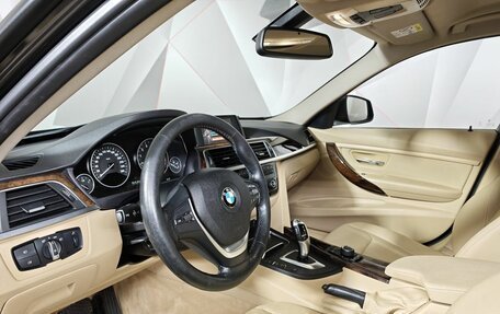BMW 3 серия, 2016 год, 1 399 000 рублей, 12 фотография