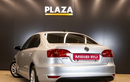 Volkswagen Jetta VI, 2014 год, 990 000 рублей, 3 фотография