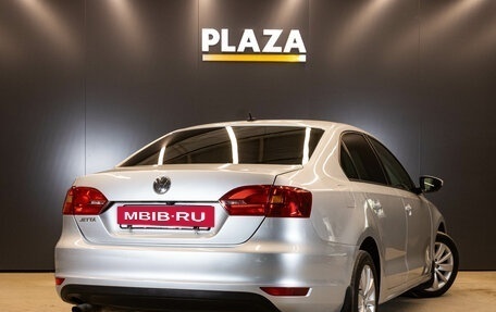 Volkswagen Jetta VI, 2014 год, 990 000 рублей, 4 фотография