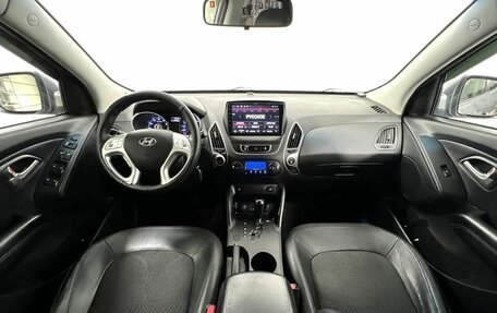 Hyundai ix35 I рестайлинг, 2012 год, 1 400 000 рублей, 14 фотография
