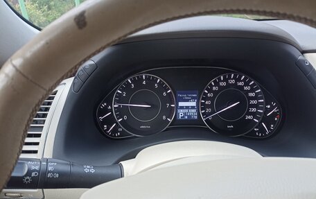 Nissan Patrol, 2012 год, 2 000 000 рублей, 3 фотография