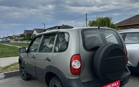 Chevrolet Niva I рестайлинг, 2014 год, 550 000 рублей, 3 фотография