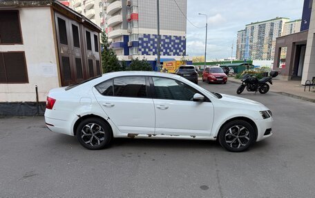 Skoda Octavia, 2017 год, 750 000 рублей, 3 фотография