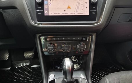 Volkswagen Tiguan II, 2017 год, 1 950 000 рублей, 14 фотография