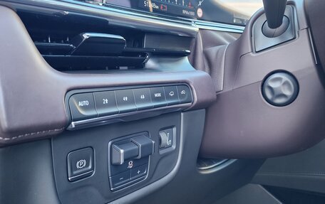 Cadillac Escalade V, 2022 год, 9 300 000 рублей, 13 фотография
