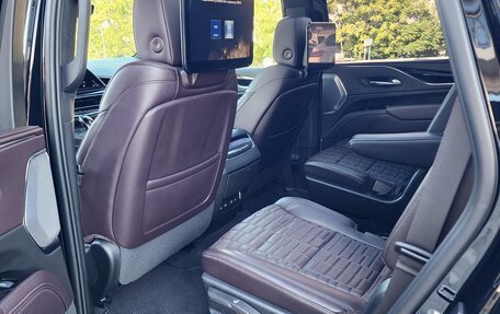 Cadillac Escalade V, 2022 год, 9 300 000 рублей, 21 фотография