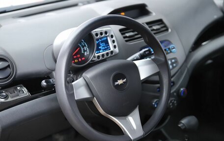 Chevrolet Spark III, 2011 год, 570 000 рублей, 13 фотография