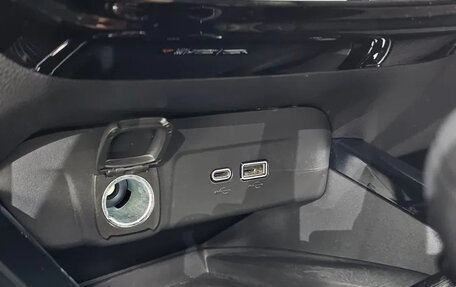 Chevrolet Trax, 2023 год, 1 500 666 рублей, 12 фотография