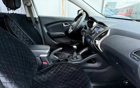 Hyundai ix35 I рестайлинг, 2012 год, 900 000 рублей, 11 фотография