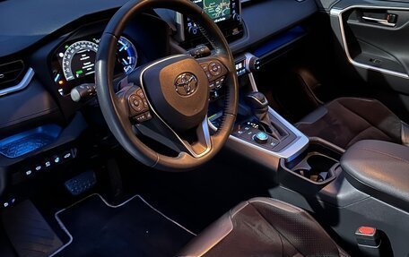 Toyota RAV4, 2019 год, 3 600 000 рублей, 8 фотография