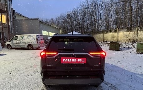 Toyota RAV4, 2019 год, 3 600 000 рублей, 5 фотография