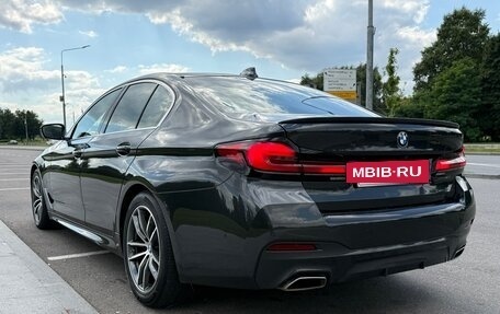 BMW 5 серия, 2022 год, 3 790 000 рублей, 7 фотография