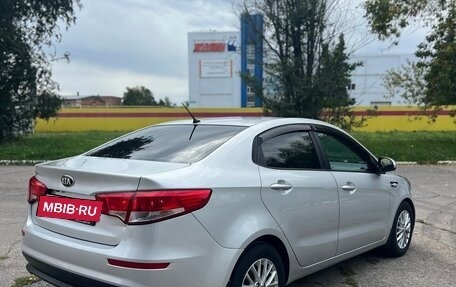 KIA Rio III рестайлинг, 2015 год, 1 035 000 рублей, 4 фотография