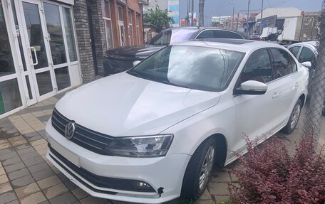 Volkswagen Jetta VI, 2017 год, 920 000 рублей, 2 фотография