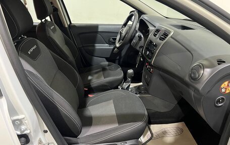 Renault Logan II, 2022 год, 1 100 000 рублей, 14 фотография