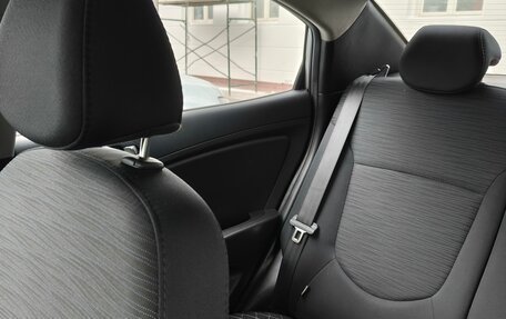 Hyundai Solaris II рестайлинг, 2016 год, 970 970 рублей, 3 фотография