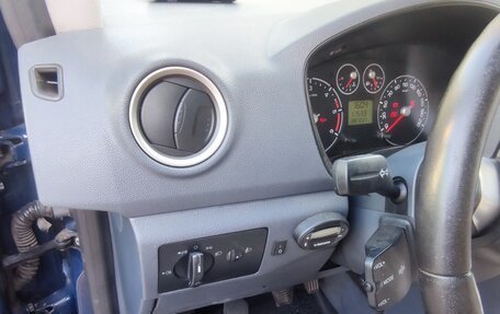Ford Transit Connect, 2010 год, 655 000 рублей, 12 фотография