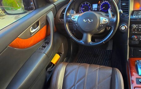 Infiniti QX70, 2014 год, 2 399 000 рублей, 9 фотография