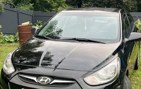 Hyundai Solaris II рестайлинг, 2014 год, 635 000 рублей, 2 фотография
