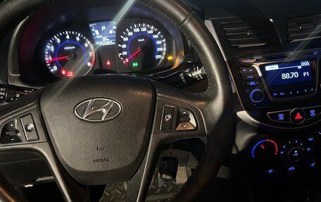 Hyundai Solaris II рестайлинг, 2014 год, 635 000 рублей, 10 фотография