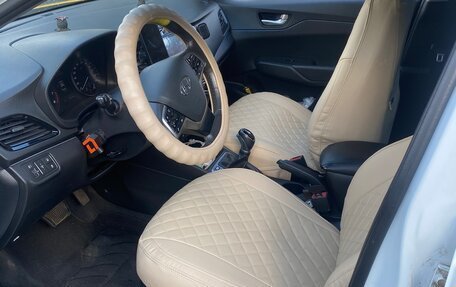 Hyundai Solaris II рестайлинг, 2020 год, 1 050 000 рублей, 10 фотография