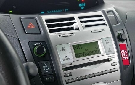 Toyota Yaris III рестайлинг, 2008 год, 499 000 рублей, 17 фотография
