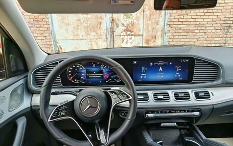 Mercedes-Benz GLS, 2023 год, 13 500 000 рублей, 5 фотография