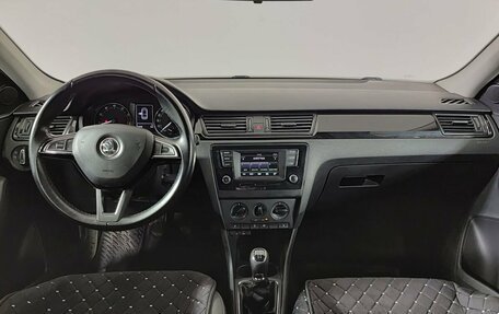 Skoda Rapid I, 2015 год, 875 000 рублей, 17 фотография