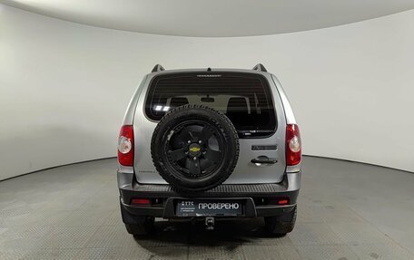 Chevrolet Niva I рестайлинг, 2015 год, 590 000 рублей, 7 фотография