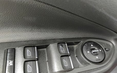 Ford Kuga III, 2014 год, 1 080 000 рублей, 23 фотография