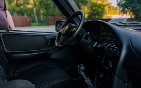 Chevrolet Niva I рестайлинг, 2017 год, 600 000 рублей, 10 фотография
