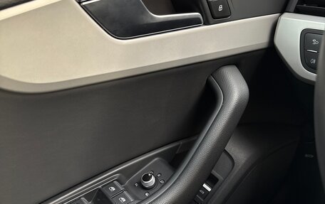 Audi A4, 2021 год, 3 800 000 рублей, 20 фотография
