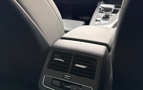 Audi A4, 2021 год, 3 800 000 рублей, 29 фотография