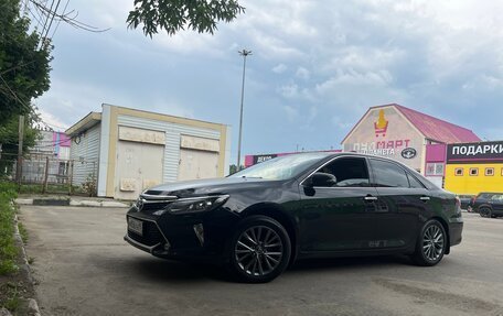 Toyota Camry, 2016 год, 1 860 000 рублей, 2 фотография