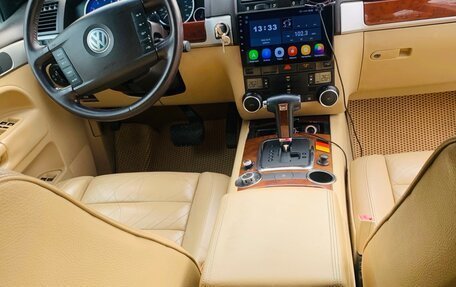 Volkswagen Touareg III, 2004 год, 920 000 рублей, 13 фотография
