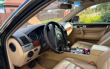 Volkswagen Touareg III, 2004 год, 920 000 рублей, 16 фотография