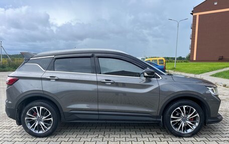 Geely Coolray I, 2023 год, 2 100 000 рублей, 2 фотография