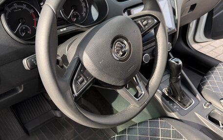 Skoda Octavia, 2019 год, 1 600 000 рублей, 11 фотография