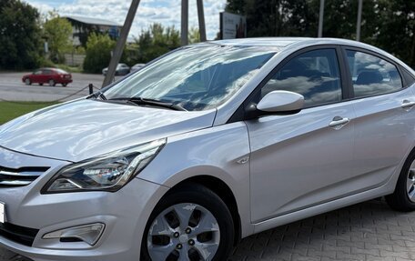Hyundai Solaris II рестайлинг, 2014 год, 775 000 рублей, 3 фотография