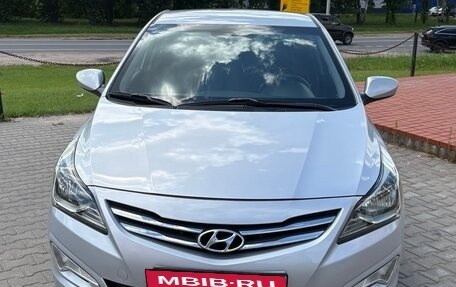 Hyundai Solaris II рестайлинг, 2014 год, 775 000 рублей, 2 фотография