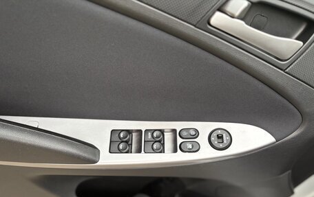 Hyundai Solaris II рестайлинг, 2014 год, 775 000 рублей, 13 фотография