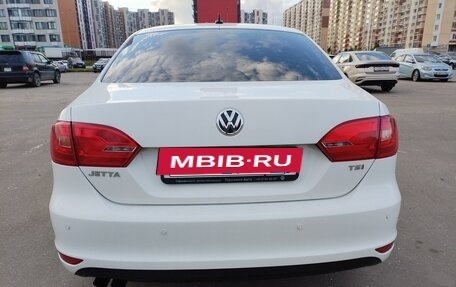Volkswagen Jetta VI, 2014 год, 870 000 рублей, 3 фотография