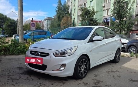 Hyundai Solaris II рестайлинг, 2013 год, 700 000 рублей, 10 фотография