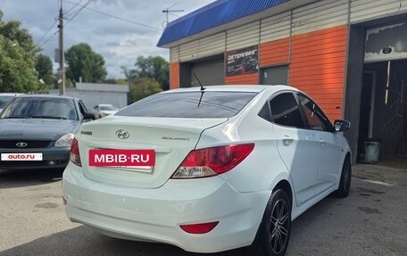 Hyundai Solaris II рестайлинг, 2013 год, 700 000 рублей, 7 фотография