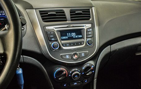Hyundai Solaris II рестайлинг, 2016 год, 970 000 рублей, 12 фотография