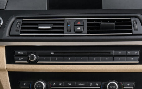 BMW 5 серия, 2013 год, 2 029 000 рублей, 15 фотография