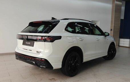 Volkswagen Tiguan, 2026 год, 4 950 000 рублей, 2 фотография