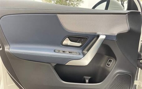 Mercedes-Benz A-Класс, 2022 год, 1 476 000 рублей, 9 фотография