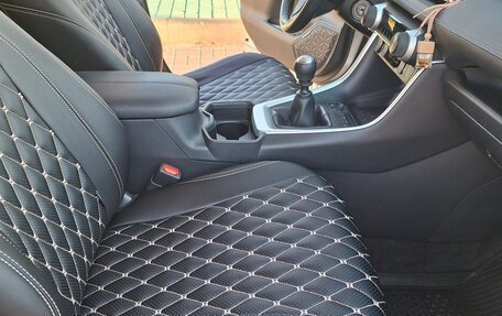 Toyota RAV4, 2020 год, 3 050 000 рублей, 5 фотография